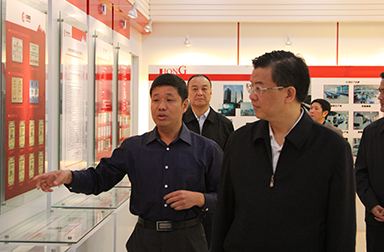 福建省委常委、省紀(jì)委書記倪岳峰調(diào)研虹潤公司